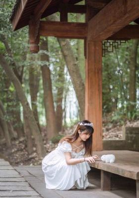 岳彩晶