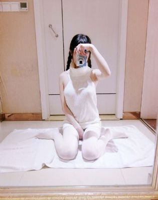 后宫露营高清